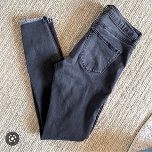 Dark grey/black skinny jeans